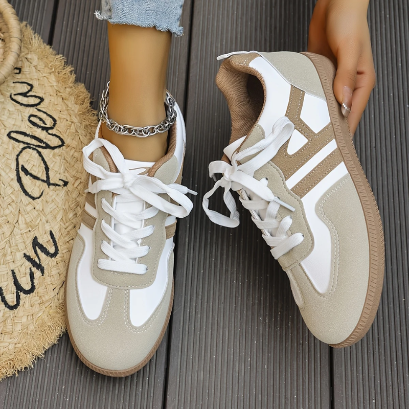 Lace-Up Sneakers Women's Wide-Toe Low-Top Trainers Beige White – Casual, Everyday Comfort